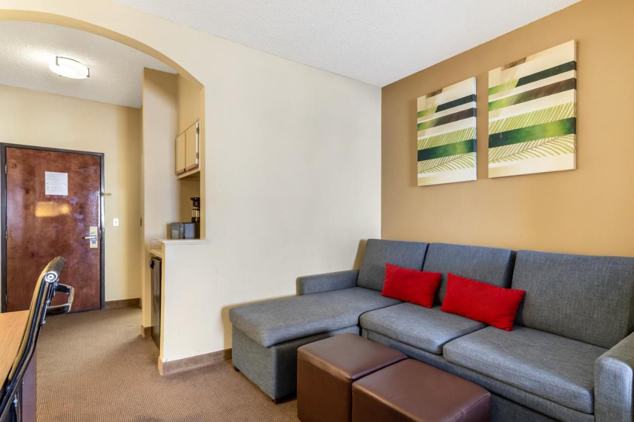 Comfort Suites Bush Intercontinental Airport Houston Buitenkant foto