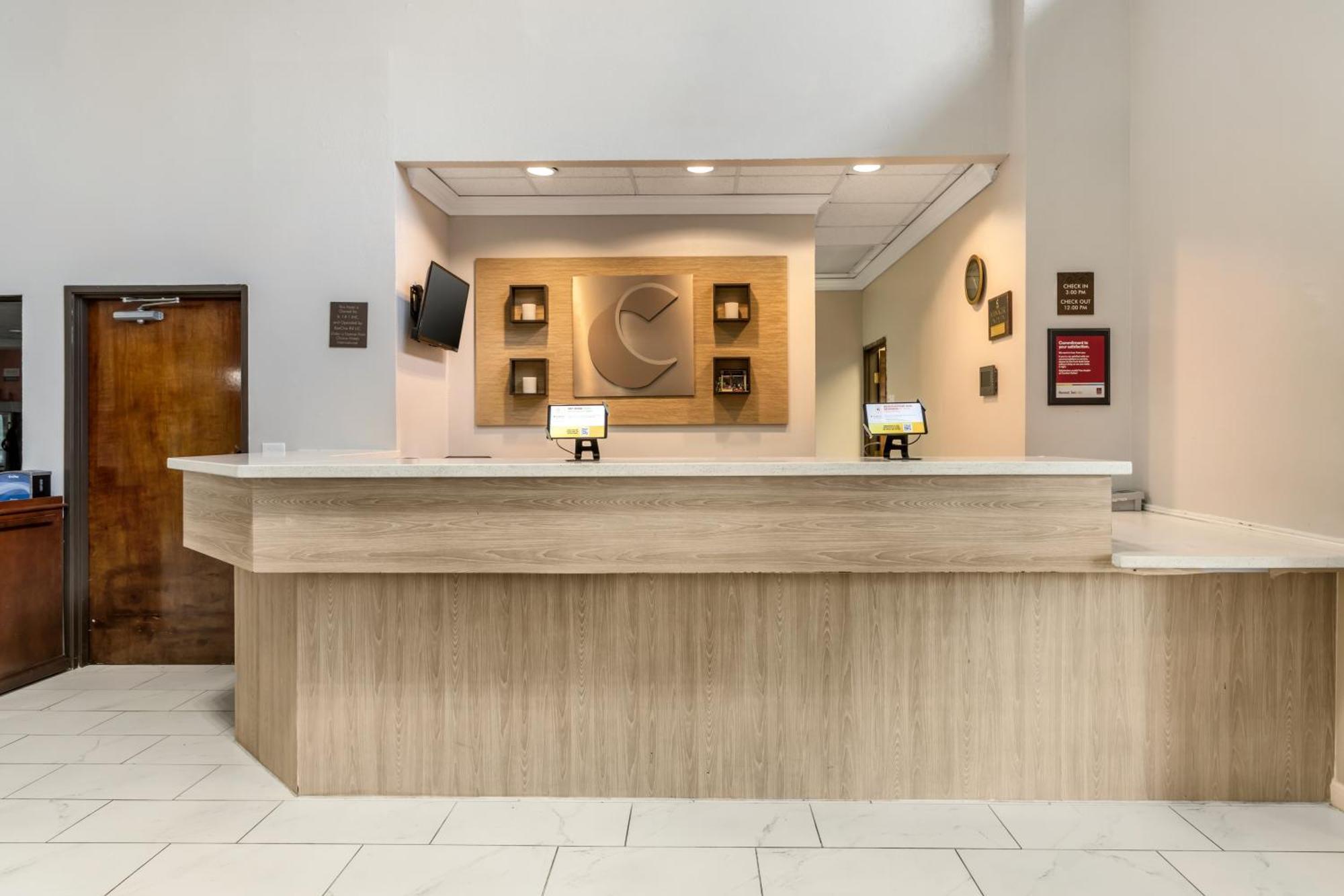 Comfort Suites Bush Intercontinental Airport Houston Buitenkant foto